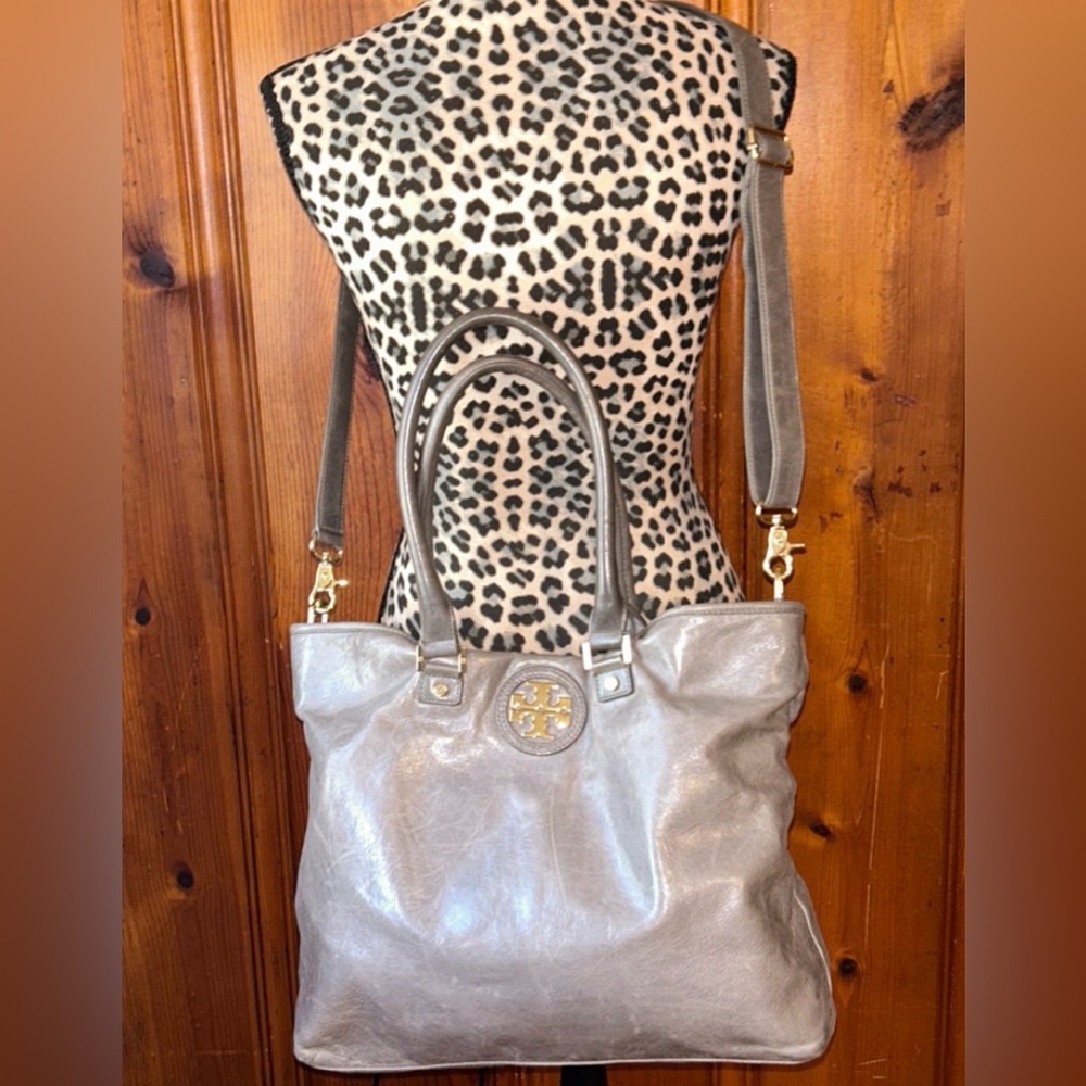 Tory Burch Women's Gray Soft Distressed style Leather Hobo Crossbody HandbagEUC